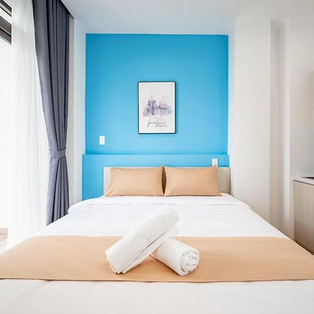 Cozrum Homes - Autumn House โฮจิมินห์ซิตี้ ภายนอก รูปภาพ