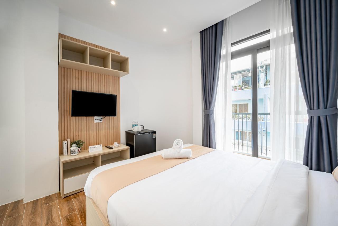 Cozrum Homes - Autumn House โฮจิมินห์ซิตี้ ภายนอก รูปภาพ