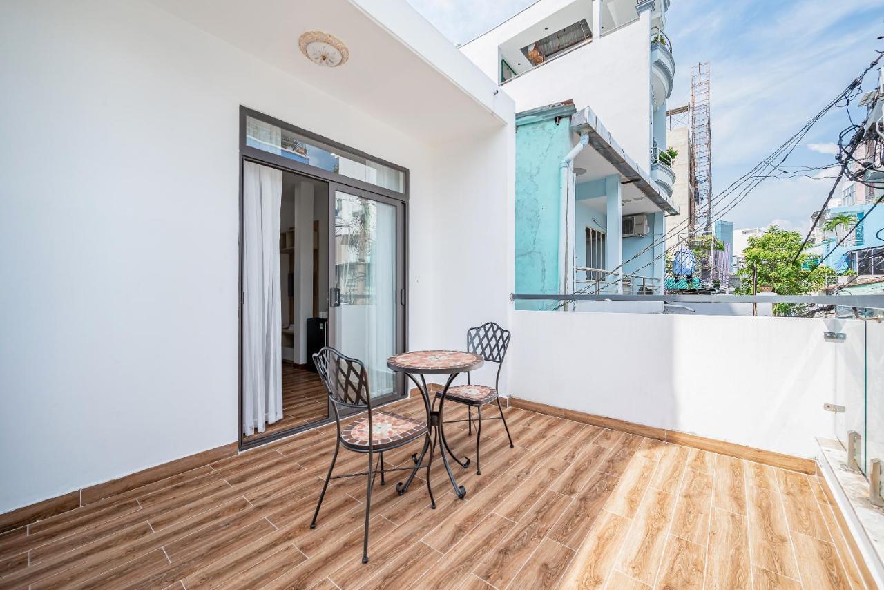 Cozrum Homes - Autumn House โฮจิมินห์ซิตี้ ภายนอก รูปภาพ
